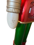 Decoración de jardín Nutcracker LED 6 pies rojo y verde